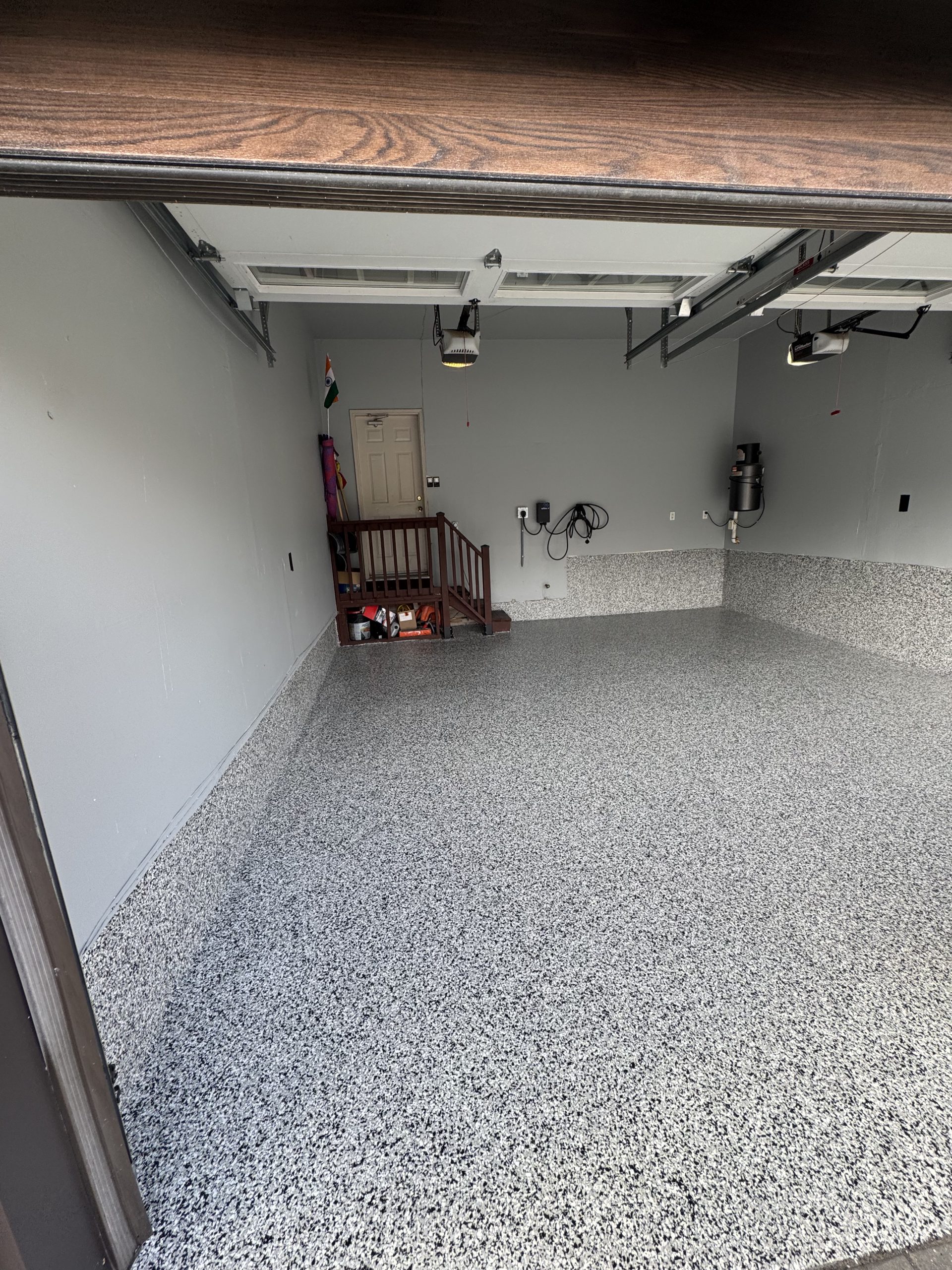 Modern epoxy garage floor